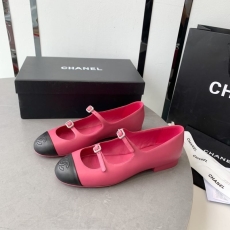 Chanel Low Shoes